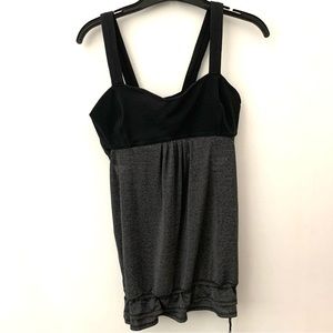 Lululemon Run Back on Track Tank Top SZ 8